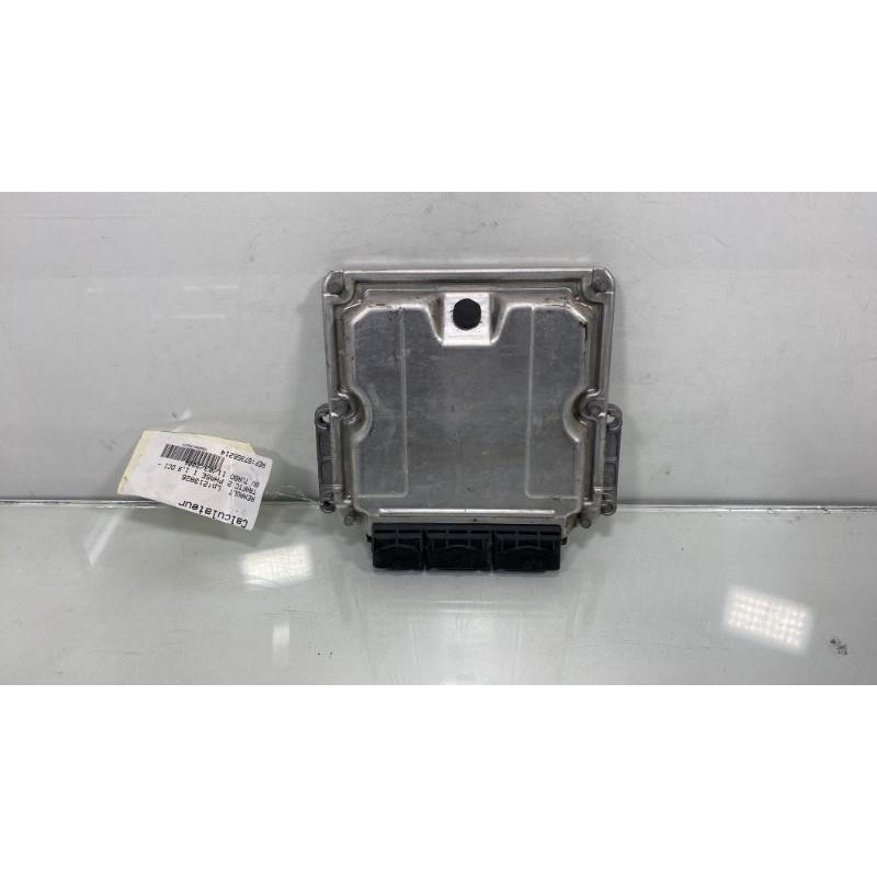 Calculateur moteur RENAULT TRAFIC 2 Photo n°3