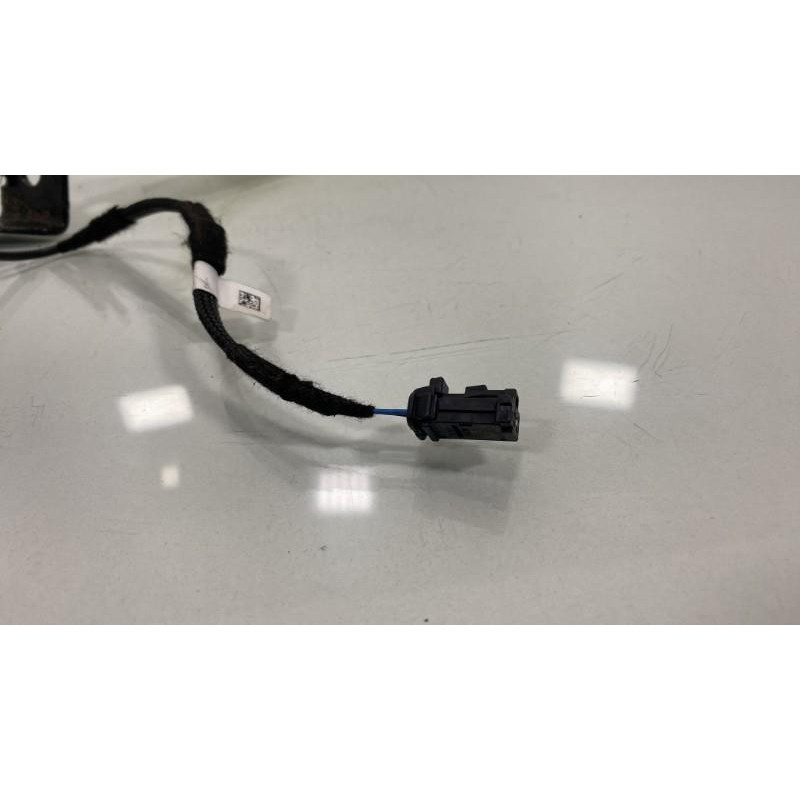 Attache ceinture arriere gauche PEUGEOT 2008 2 Photo n°1