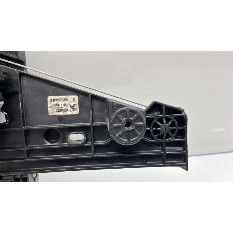 Leve vitre electrique arriere gauche PEUGEOT 2008 2 Photo n°9