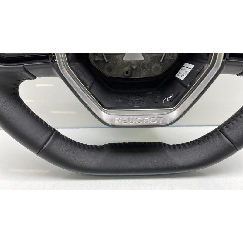 Volant PEUGEOT 2008 2 Photo n°6