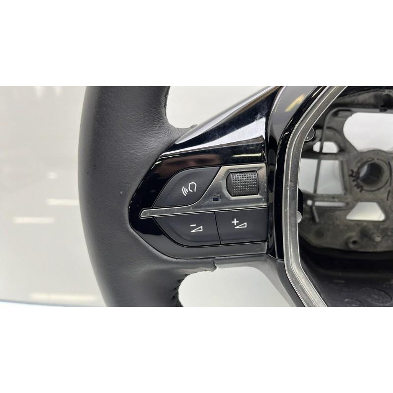 Volant PEUGEOT 2008 2 Photo n°7