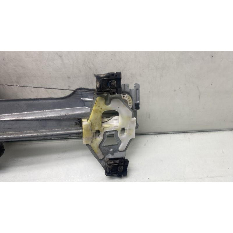 Leve vitre electrique arriere gauche CITROEN C4 2 Photo n°3