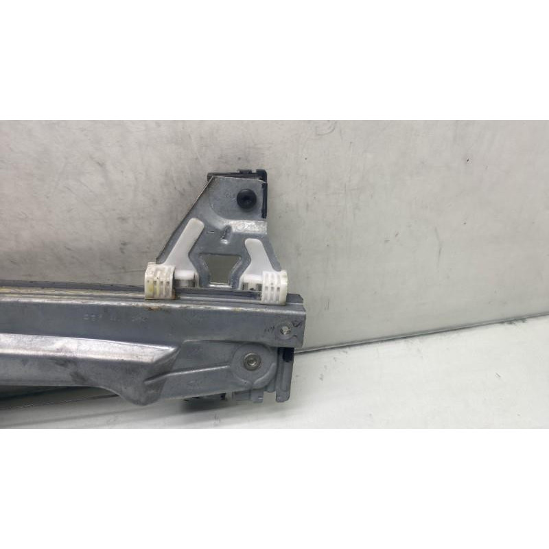 Leve vitre electrique arriere gauche CITROEN C4 2 Photo n°5