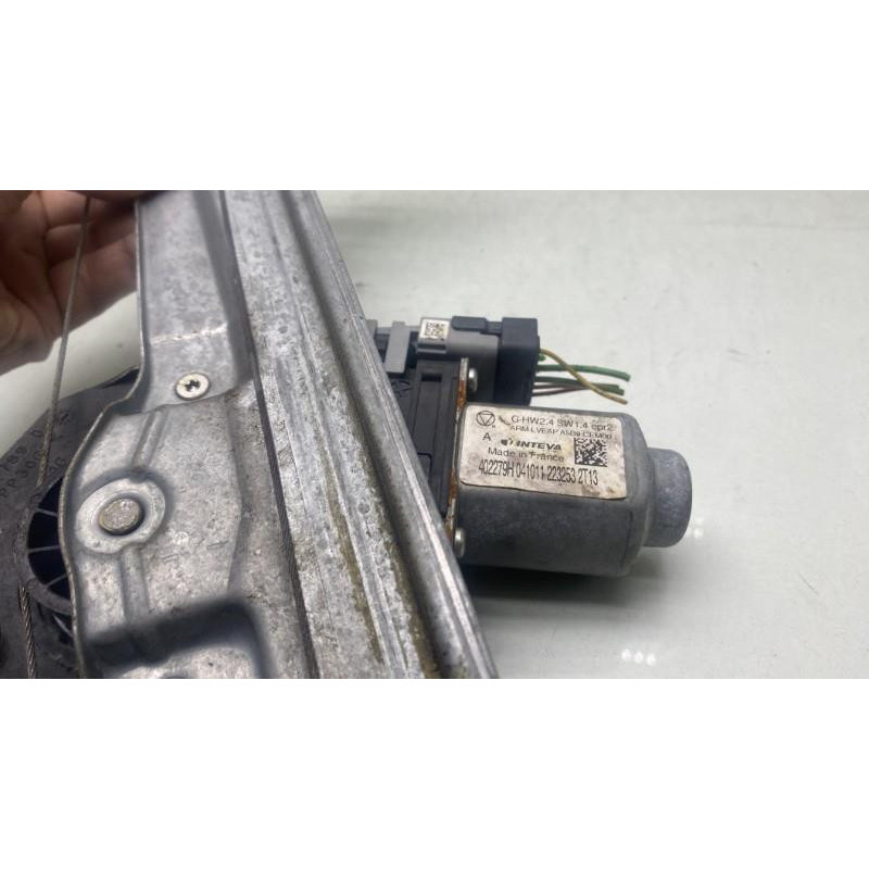 Leve vitre electrique arriere gauche CITROEN C4 2 Photo n°8