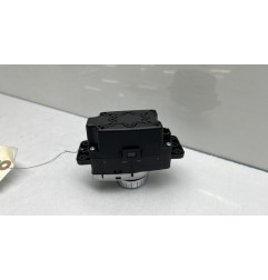 Commande GPS MERCEDES CLASSE CLA 117