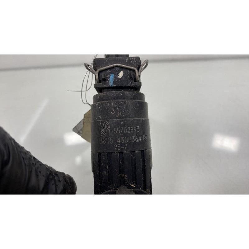 Pompe lave glace avant OPEL CORSA D Photo n°2