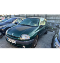 Attache ceinture arriere gauche RENAULT CLIO 2