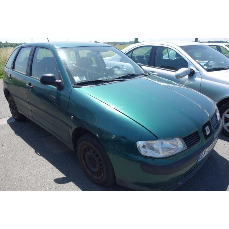 Vitre avant droit SEAT IBIZA 2 Photo n°7