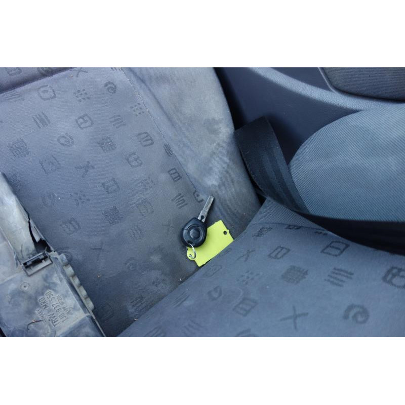 Vitre avant droit SEAT IBIZA 2 Photo n°13