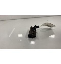 Poignee porte coffre gauche NISSAN NV200 Photo n°1