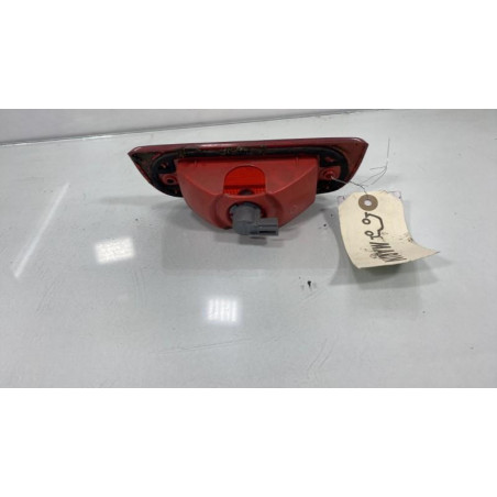 Feu arriere stop central NISSAN NV200