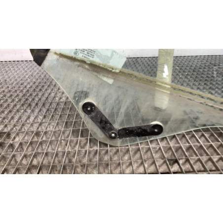 Vitre arriere gauche BMW SERIE 3 E46 Photo n°1