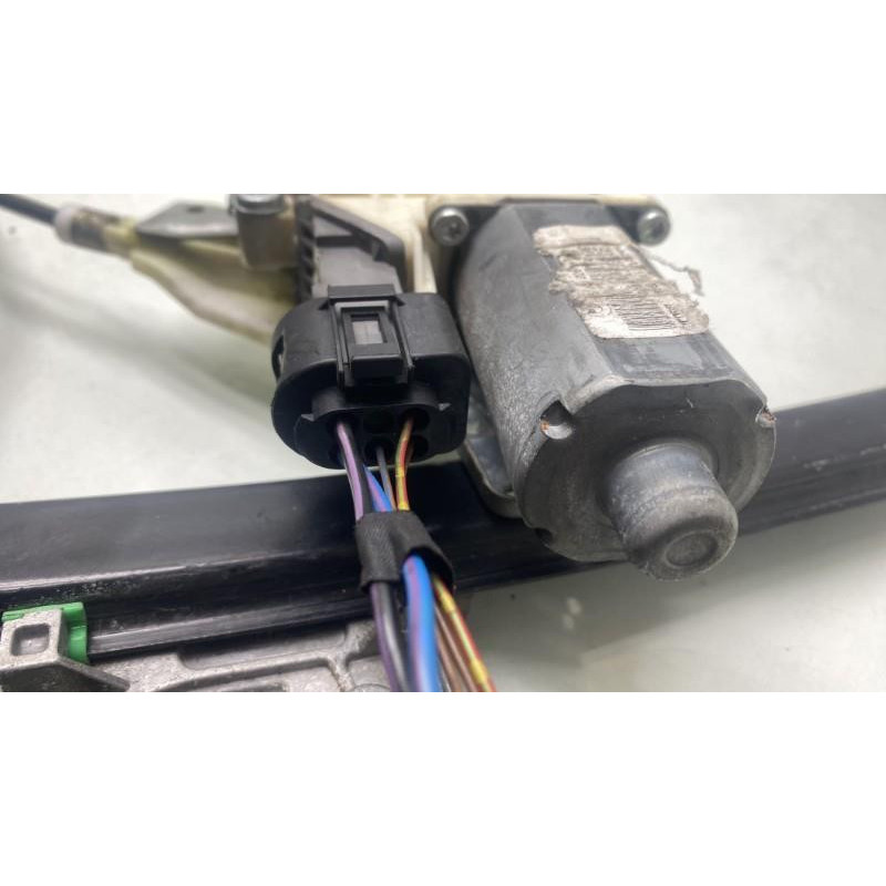 Leve vitre electrique avant droit BMW SERIE 3 E46 Photo n°5