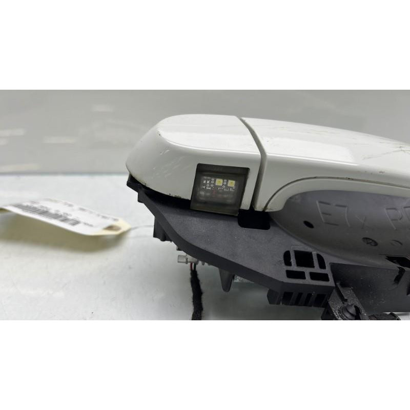 Poignee porte arriere droit BMW X5 E70 Photo n°2