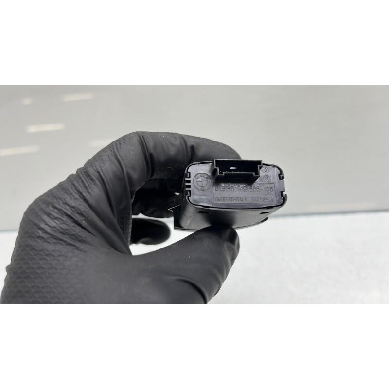 Bouton de warning BMW X5 E70 Photo n°3