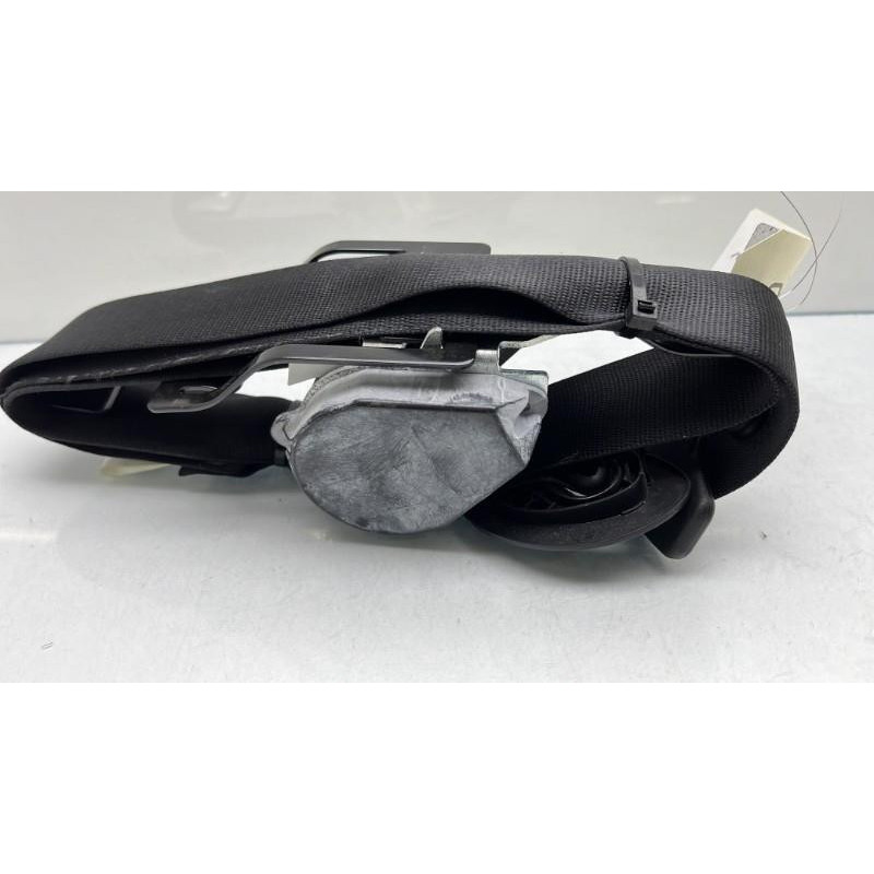 Ceinture arriere gauche BMW X5 E70 Photo n°1