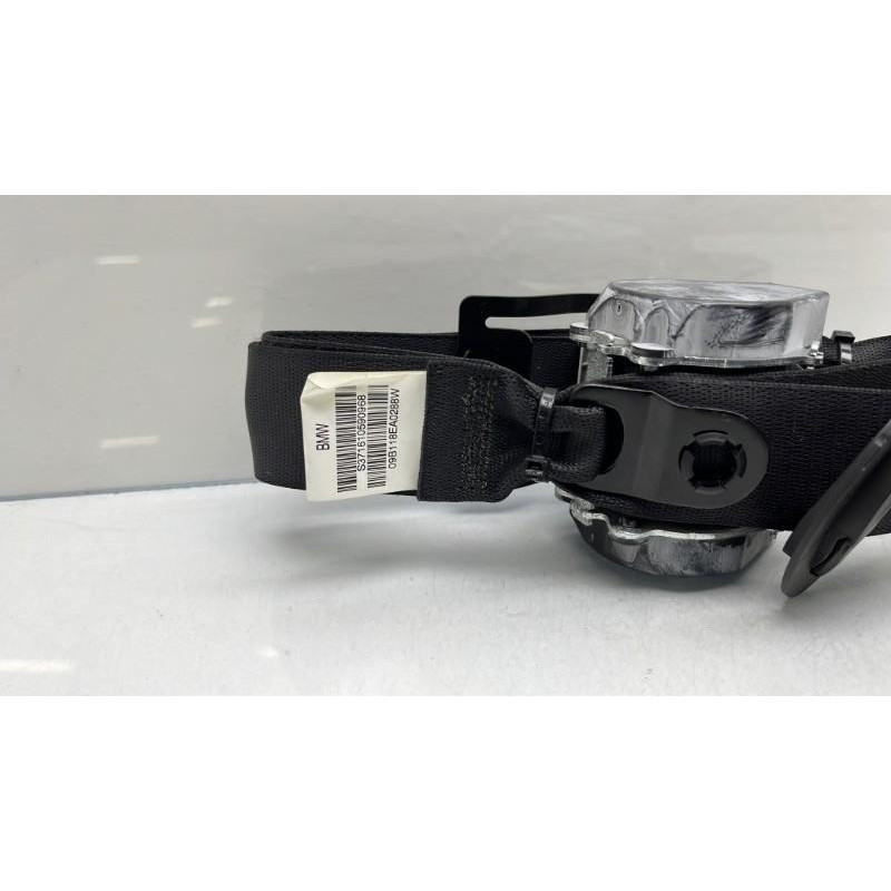 Ceinture arriere gauche BMW X5 E70 Photo n°5