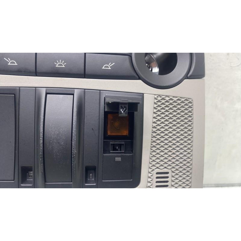 Eclairage de plafonnier BMW X5 E70 Photo n°6