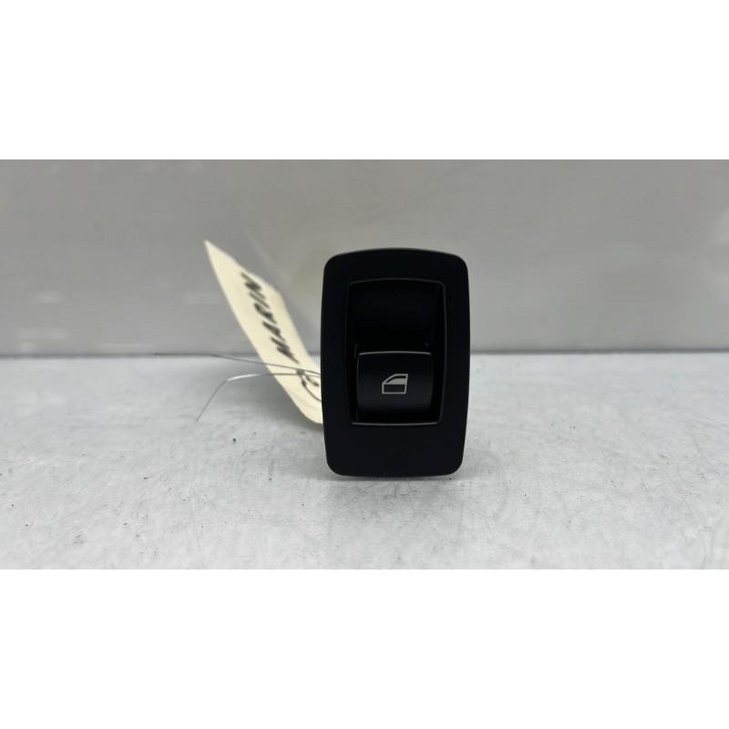 Interrupteur de leve vitre arriere droit BMW X5 E70 Photo n°3