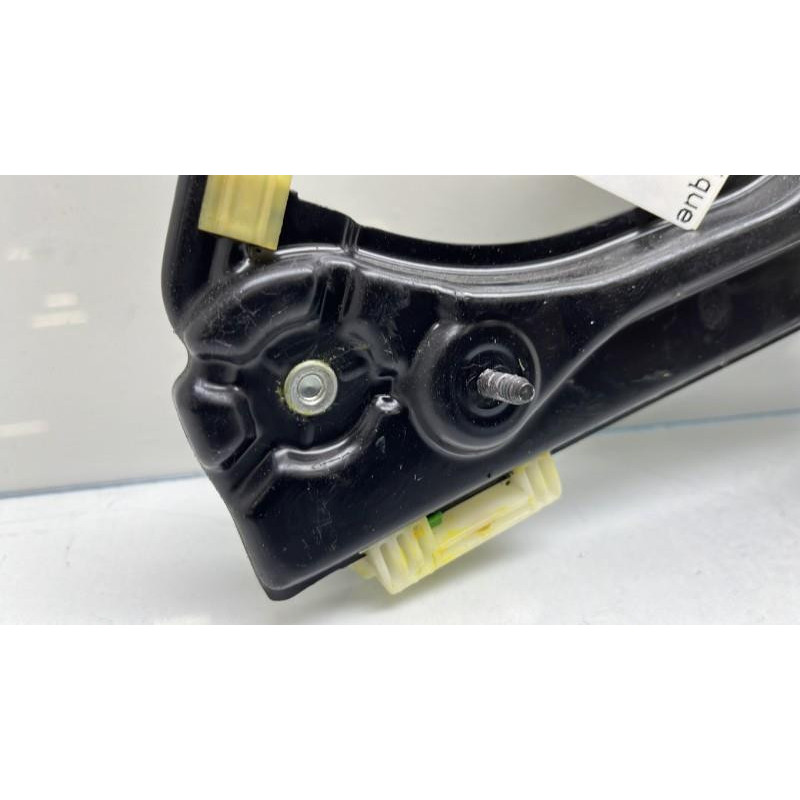 Leve vitre electrique arriere droit BMW X5 E70 Photo n°1