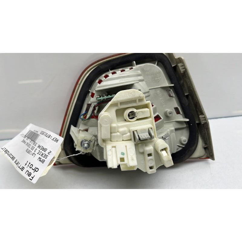 Feu arriere secondaire droit (feux) BMW SERIE 3 E91 Photo n°3