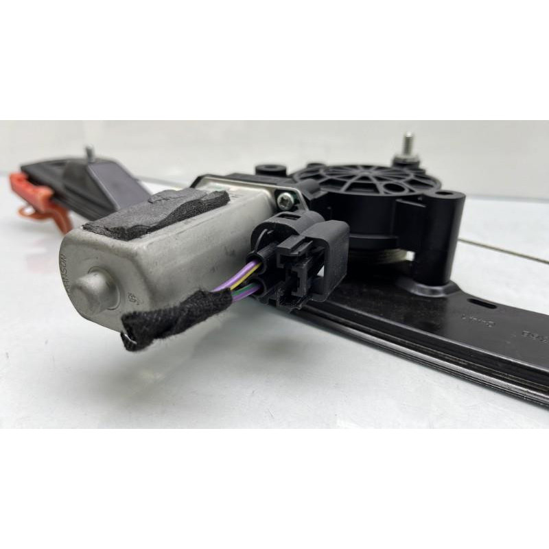 Leve vitre electrique avant droit FIAT GRANDE PUNTO Photo n°4