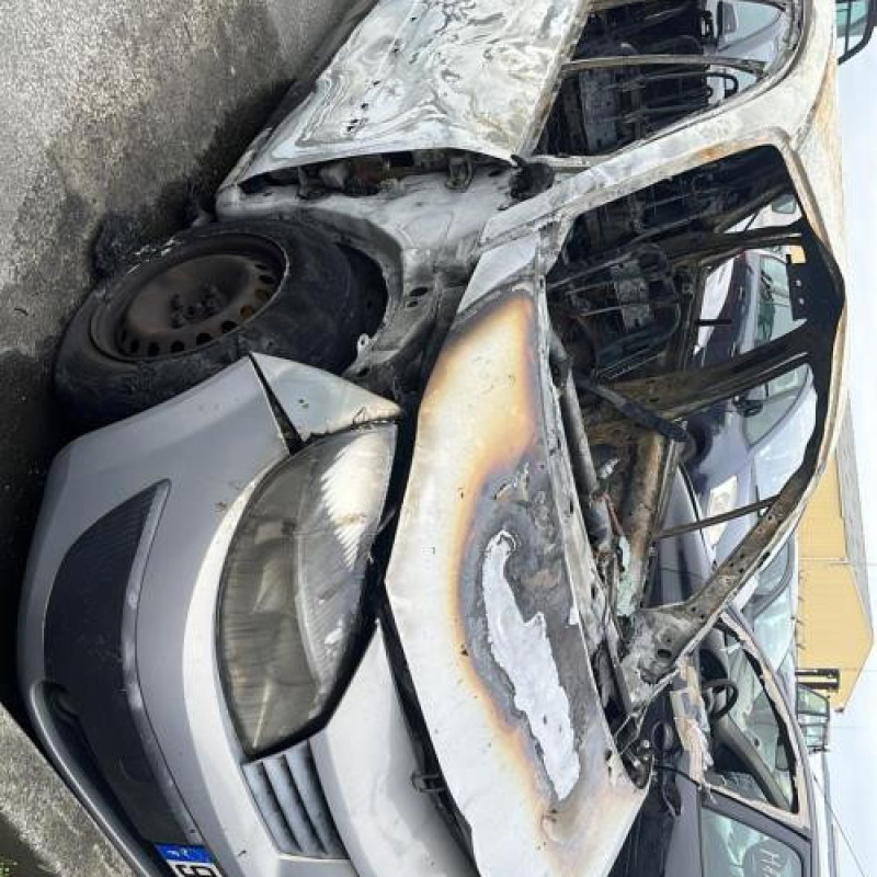 Renfort pare choc avant (traverse) RENAULT SCENIC 2 Photo n°12