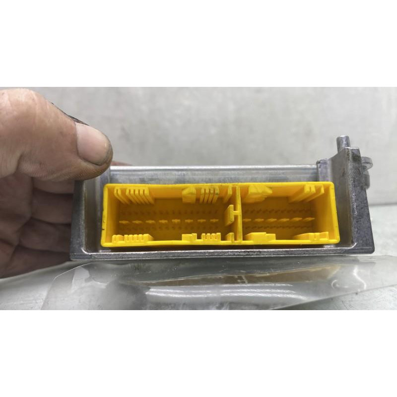 Boitier air bag PEUGEOT 4007 Photo n°2
