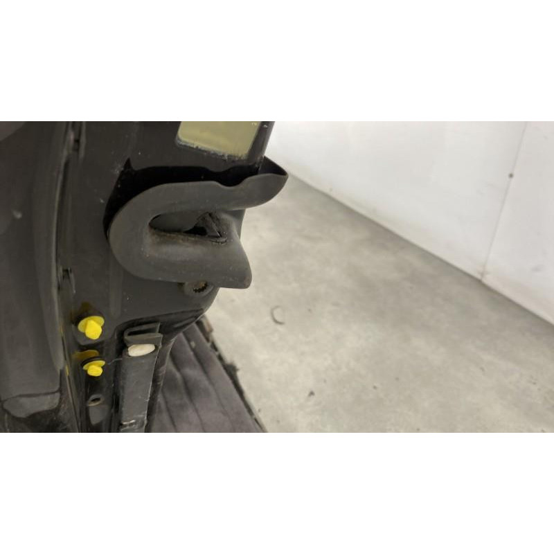 Porte avant gauche AUDI A4 2 Photo n°1