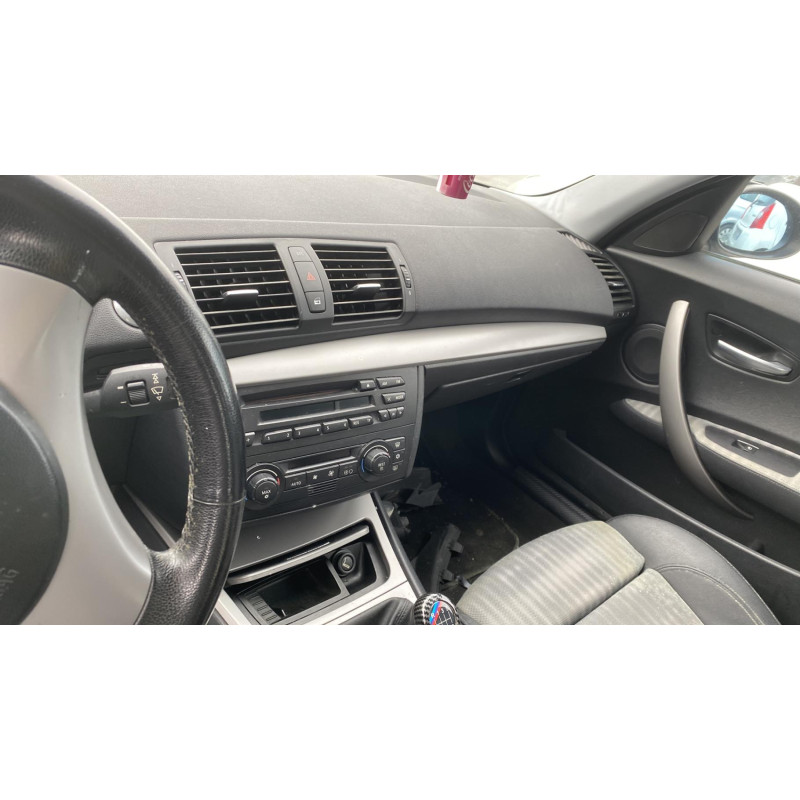 Calandre BMW SERIE 1 E87 Photo n°20