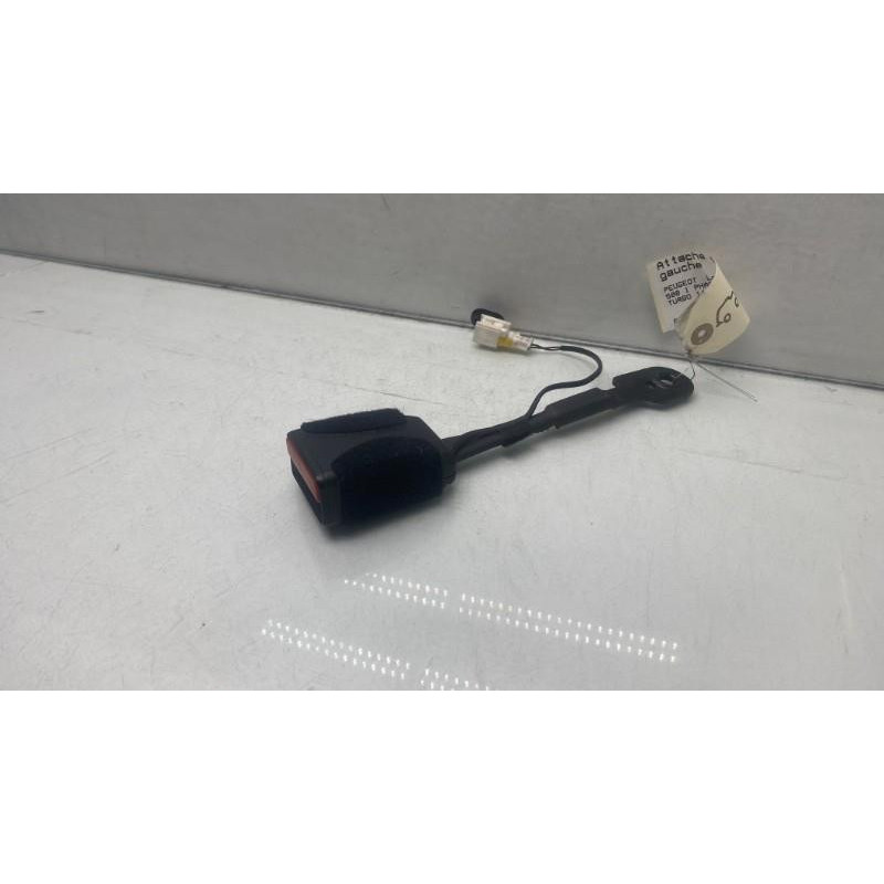 Attache ceinture avant gauche PEUGEOT 508 1 Photo n°1