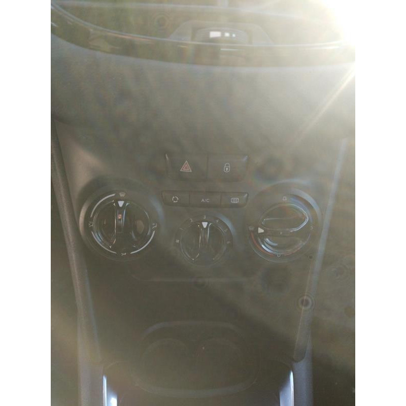 Autoradio d'origine PEUGEOT 208 1 Photo n°14