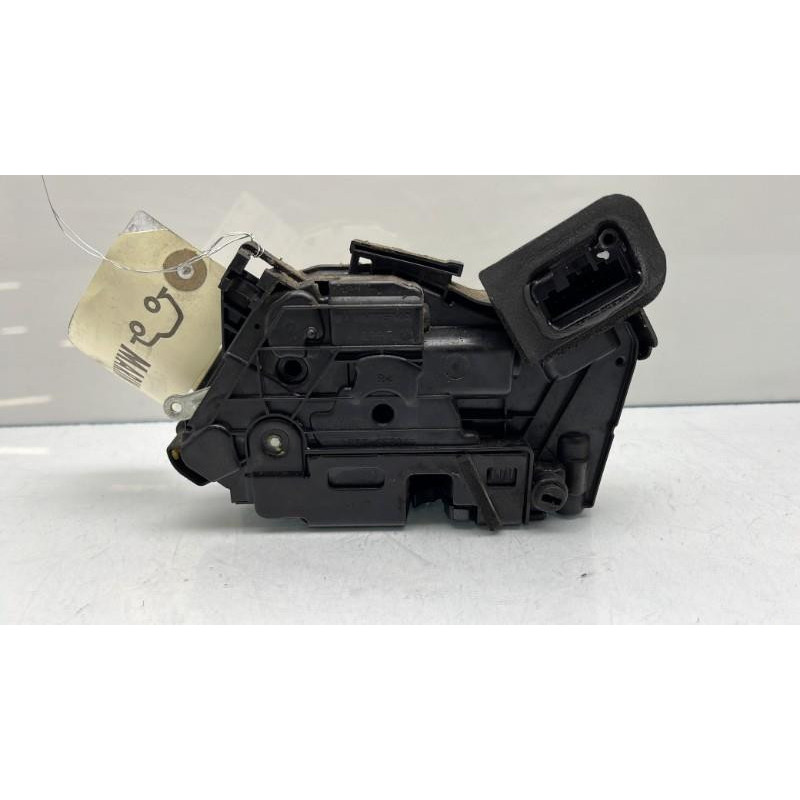 Serrure arriere droit VOLKSWAGEN POLO 5 Photo n°5
