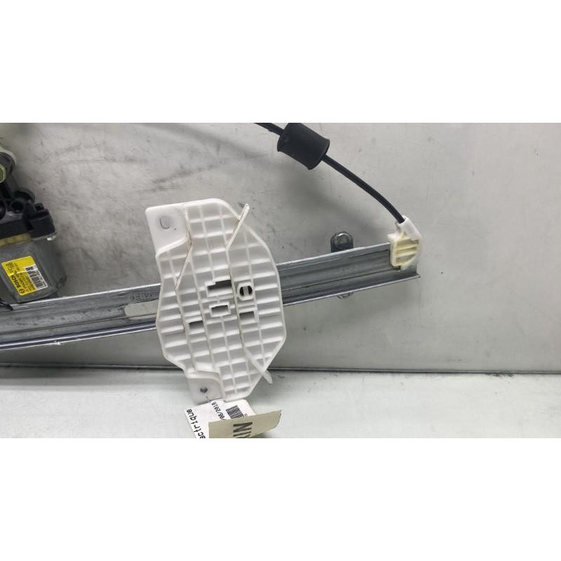 Leve vitre electrique avant droit KIA PICANTO 3 Photo n°3