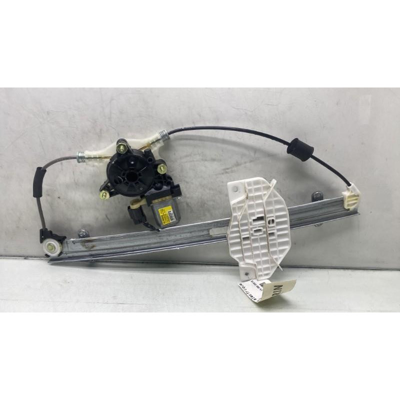 Leve vitre electrique avant droit KIA PICANTO 3 Photo n°4