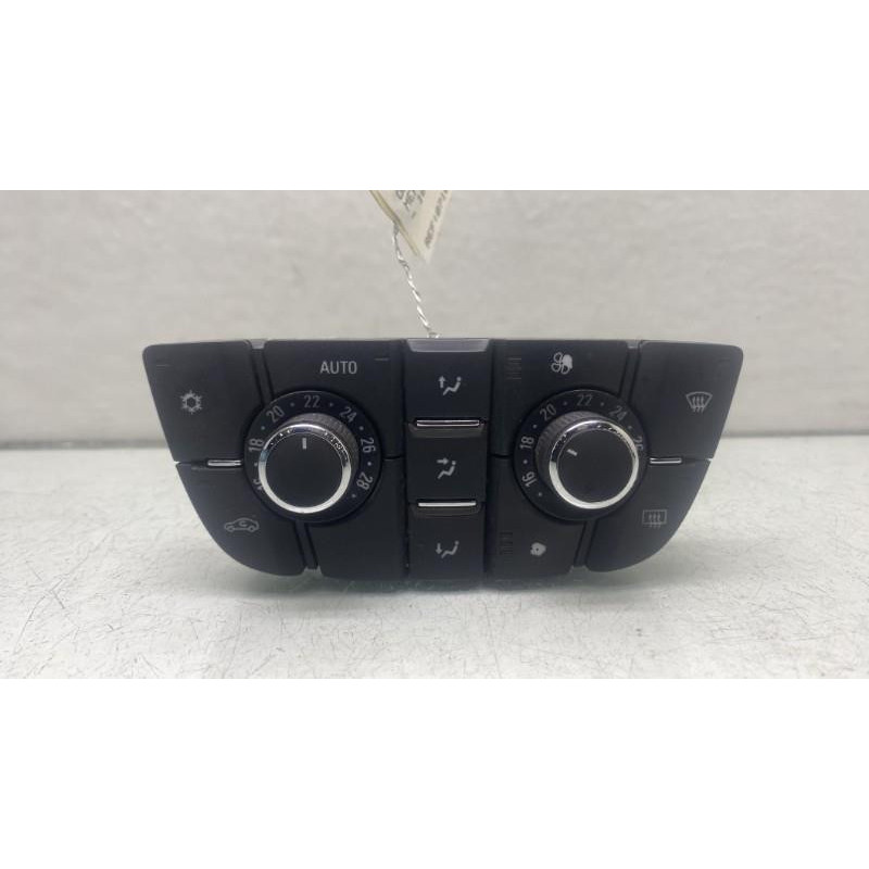 Commande chauffage OPEL MERIVA B Photo n°1