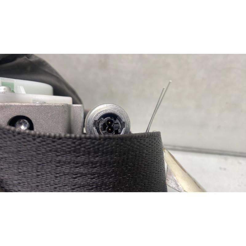 Pretensionneur de ceinture avant gauche OPEL INSIGNIA 1 Photo n°1