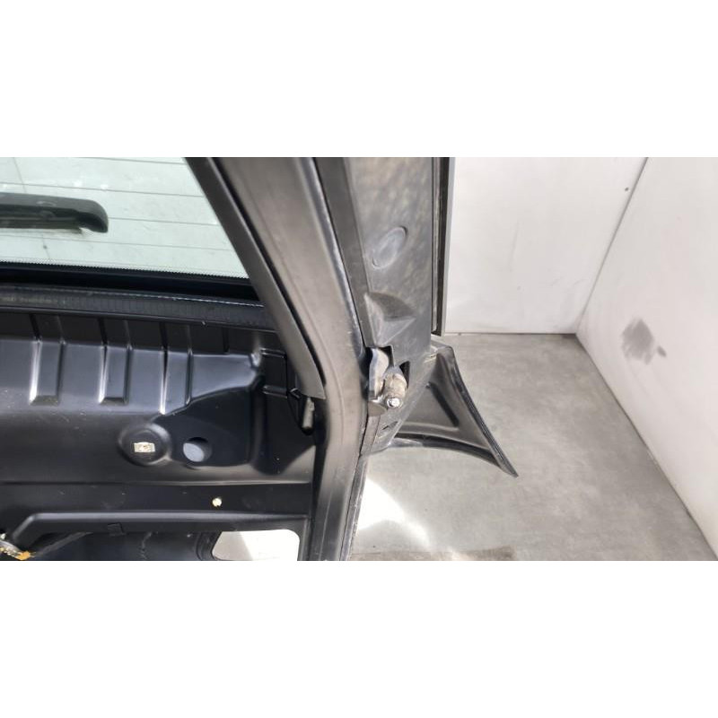 Malle/Hayon arriere BMW SERIE 5 E61 Photo n°1