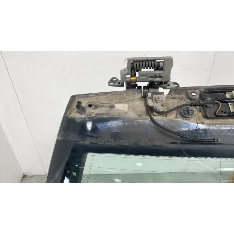 Malle/Hayon arriere BMW SERIE 5 E61 Photo n°8