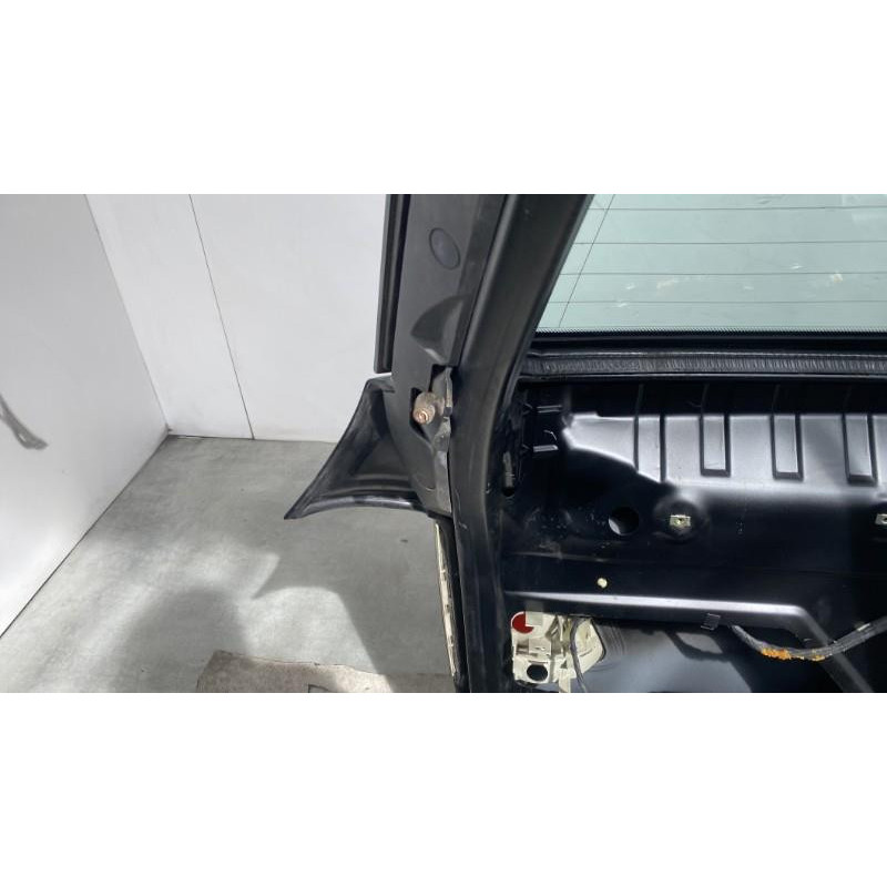 Malle/Hayon arriere BMW SERIE 5 E61 Photo n°10