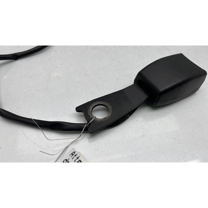 Attache ceinture avant droit TOYOTA CELICA 5 Photo n°3
