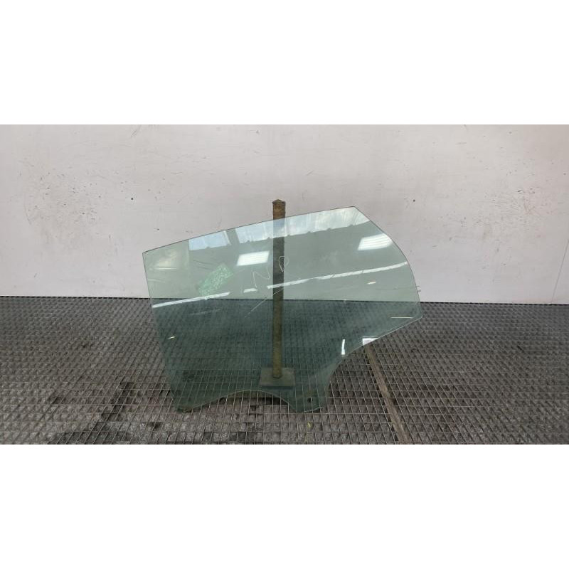 Vitre arriere gauche FORD FOCUS 3 Photo n°5