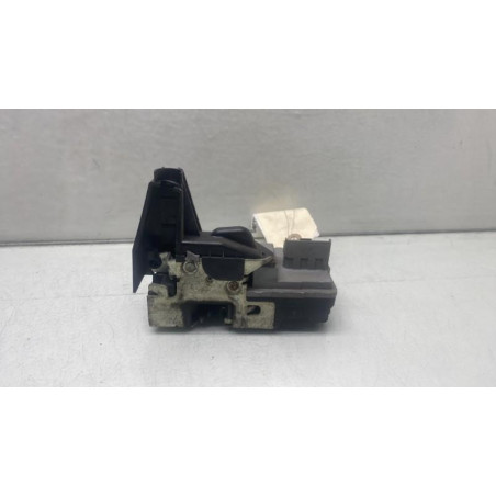 Serrure avant droit PEUGEOT 307