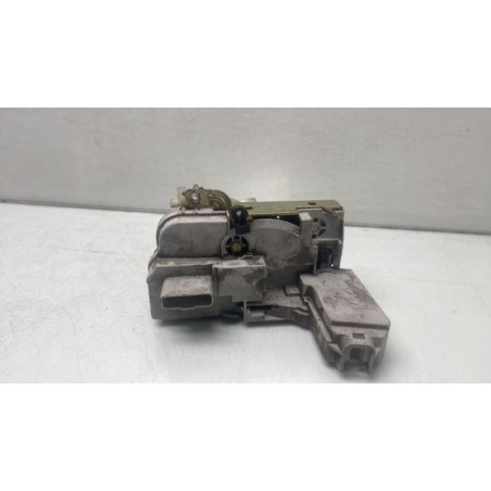 Serrure avant gauche PEUGEOT 307