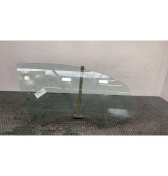 Vitre avant droit OPEL CORSA D