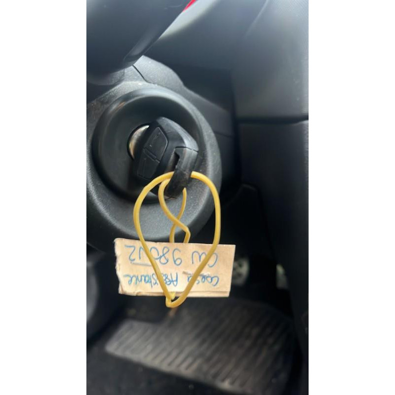 Vitre avant droit OPEL CORSA D Photo n°14