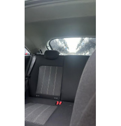 Vitre avant droit OPEL CORSA D