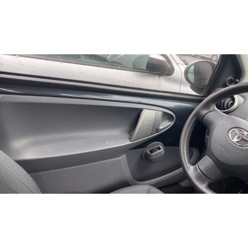 Porte avant gauche TOYOTA AYGO 1 Photo n°13
