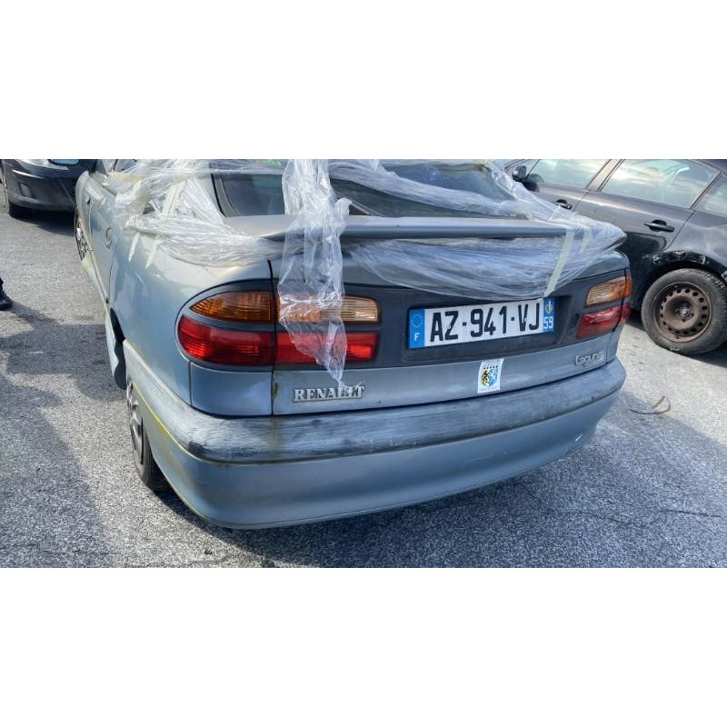 Feu arriere principal droit (feux) RENAULT LAGUNA 1 Photo n°6