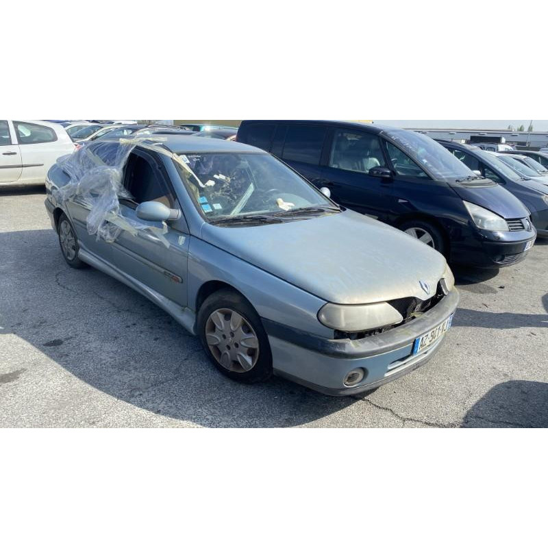 Feu arriere principal droit (feux) RENAULT LAGUNA 1 Photo n°14